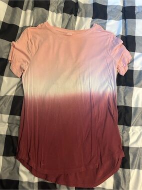 Old Navy Pink to Burgundy Ombre Short-Sleeve Tee